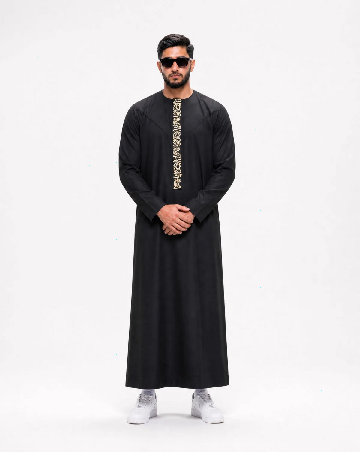 Qamis Émirati – قميص إماراتي مطرز